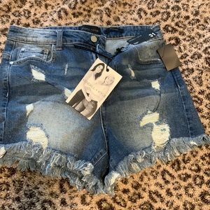 High Wasted shorts